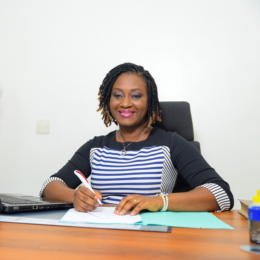 Leadership and management training for professionals
